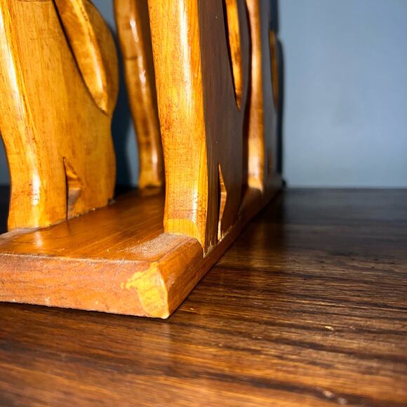 Wood carved howling coyotes southwestern - Picture 4 of 7